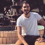 اصوات معلقين سبيستون اللي يحتاج صانعين محتوى سبيستون