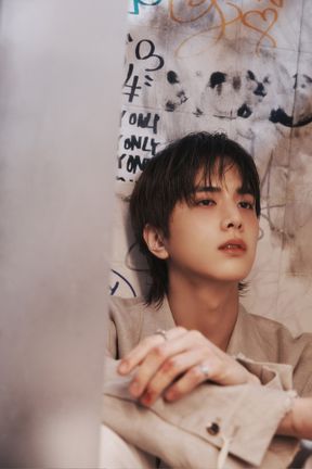 YOUNGHOON (THE BOYZ)