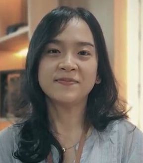 Cindy Viona Sinaga Speech Presenter