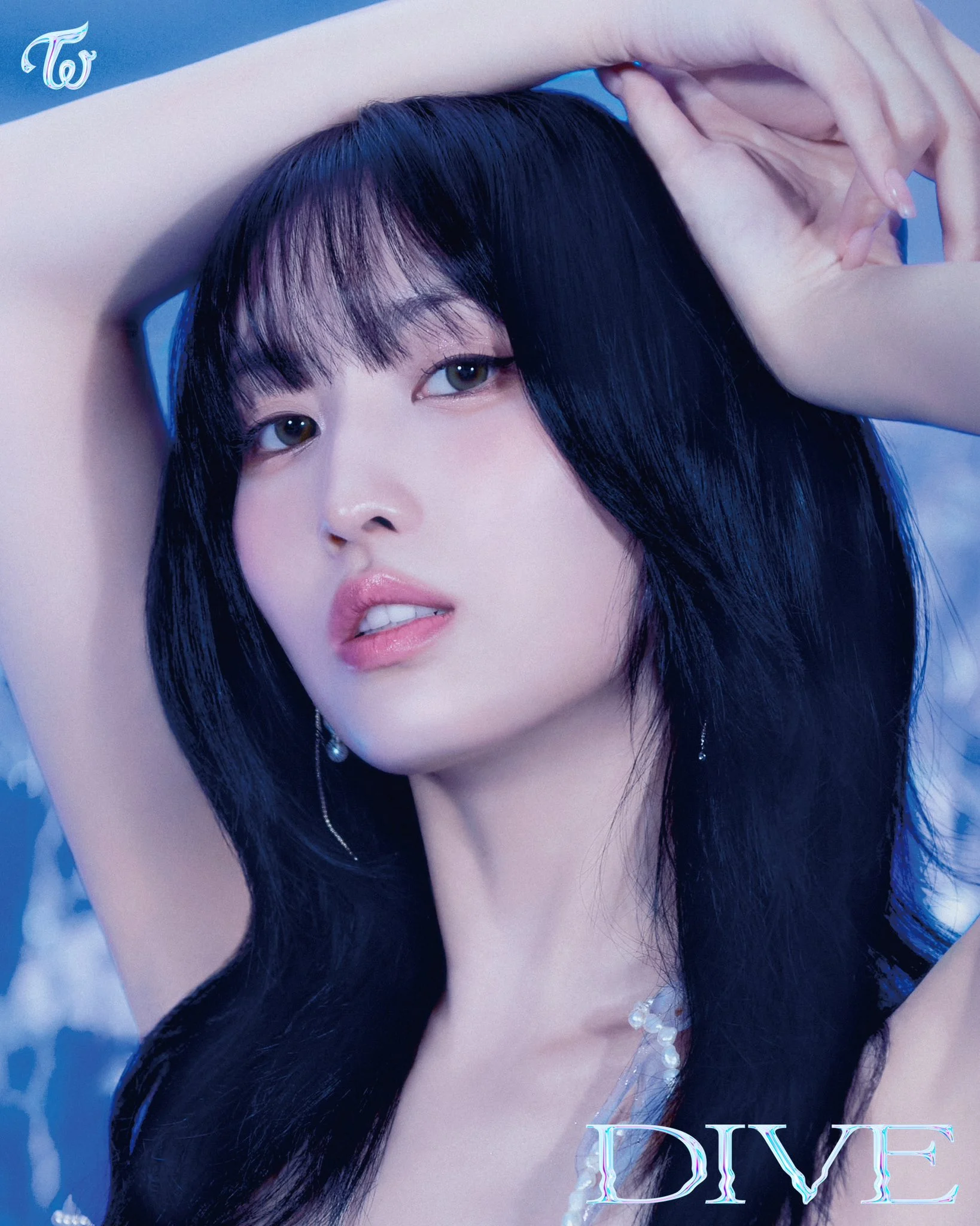 Momo (TWICE)