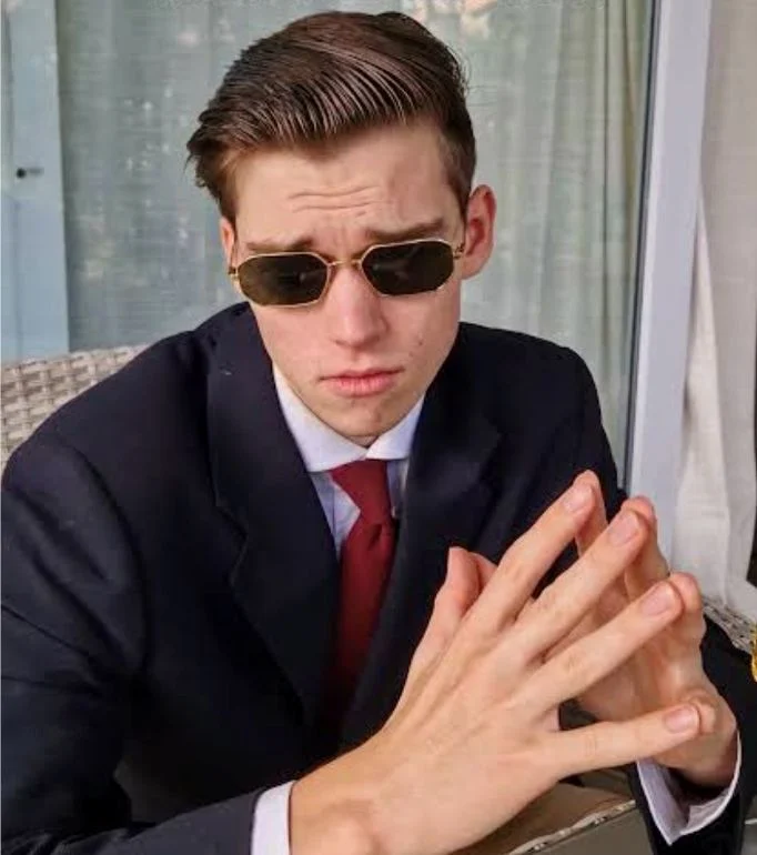Alan (Alanecuatro)