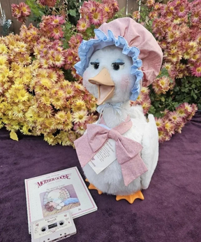 The Talking Mother Goose (Worlds of Wonder 1986 Toy), TITAN Pretrain