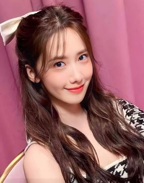 Yoona (SNSD)