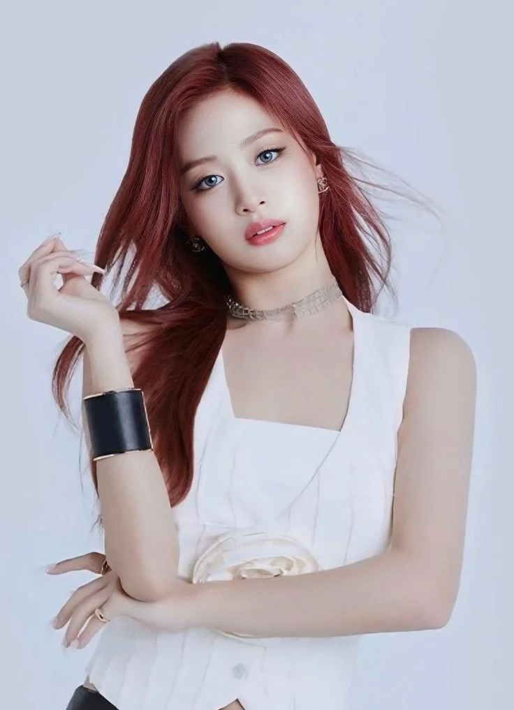 Ahyeon BABYMONSTER (solo)