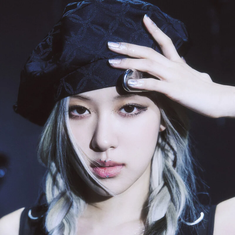 Roseanne Park (BLACKPINK) [ALL-ROUND/made by @k-leeloli]
