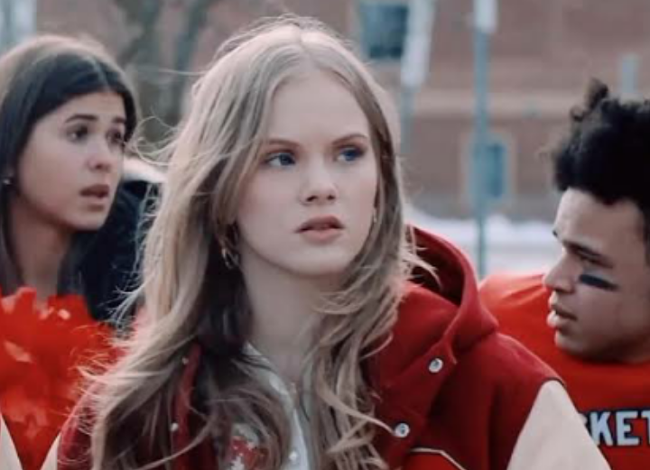 Yulia - Jenna Warren (Thanksgiving movie)