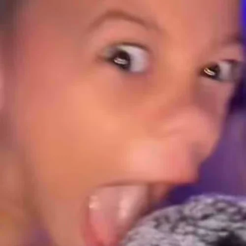 Cameron from ASMR Lina star