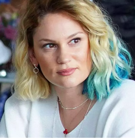 Farah Zeynep Abdullah