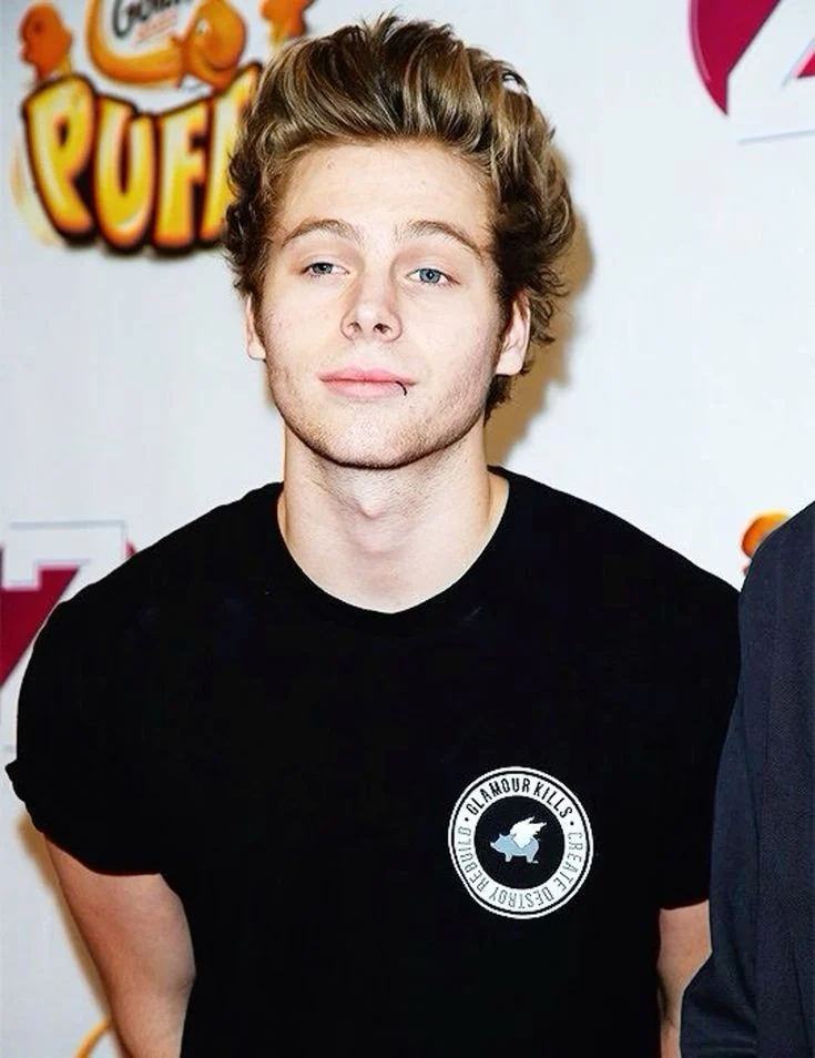 Luke Hemmings (self titled era)