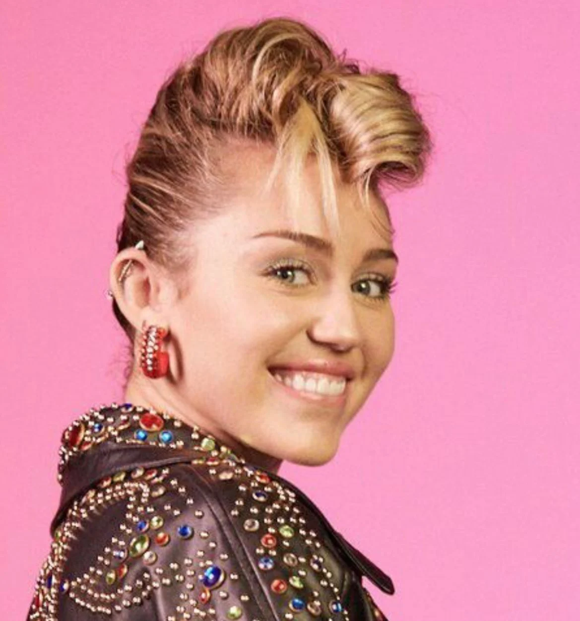 Miley Cyrus 2017 (Younger Now)