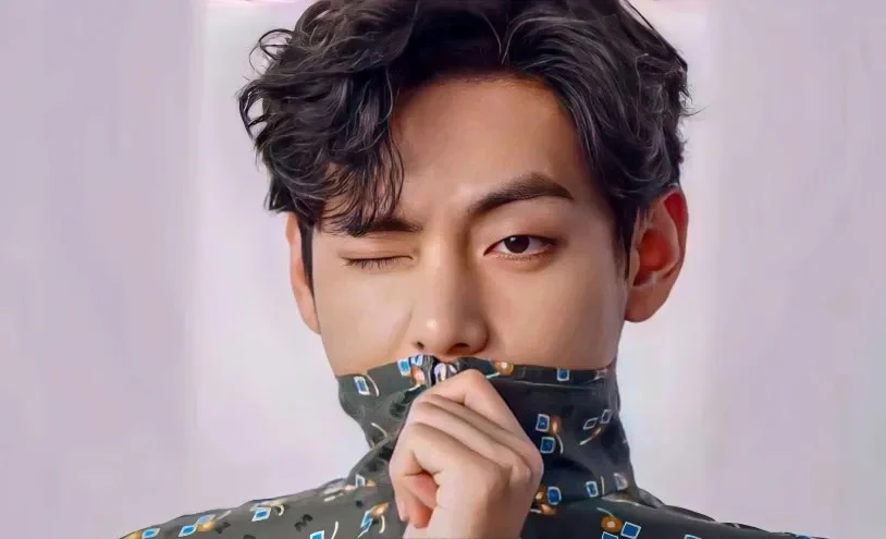 KIM TAEHYUNG (V) - (BTS)