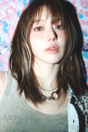 Miyawaki Sakura (ex-HKT48/ex-IZ*One/LE SSERAFIM) [by @platesfork]