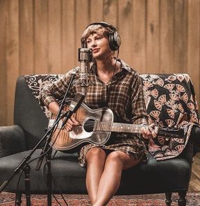 Taylor Swift (long pond studio sessions)