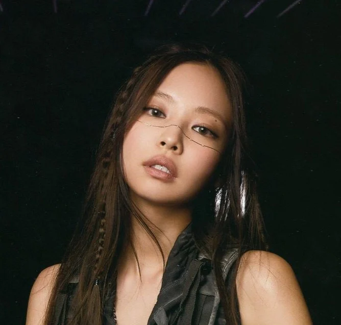JENNIE (BLACKPINK) (KLM 4.3 X3)