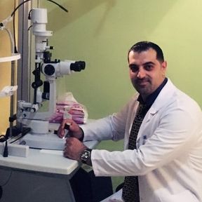 اسماعيل العرجا , دكتور وشاعر اردني او فلسطيني غالبا (Ismail Alarja , A Palestinian or Jordanian Doctor and Poet