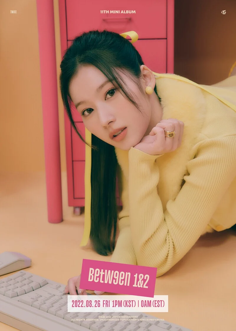 Minatozaki Sana (TWICE) [by @june]