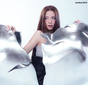 JISOO (AMORTAGE era)