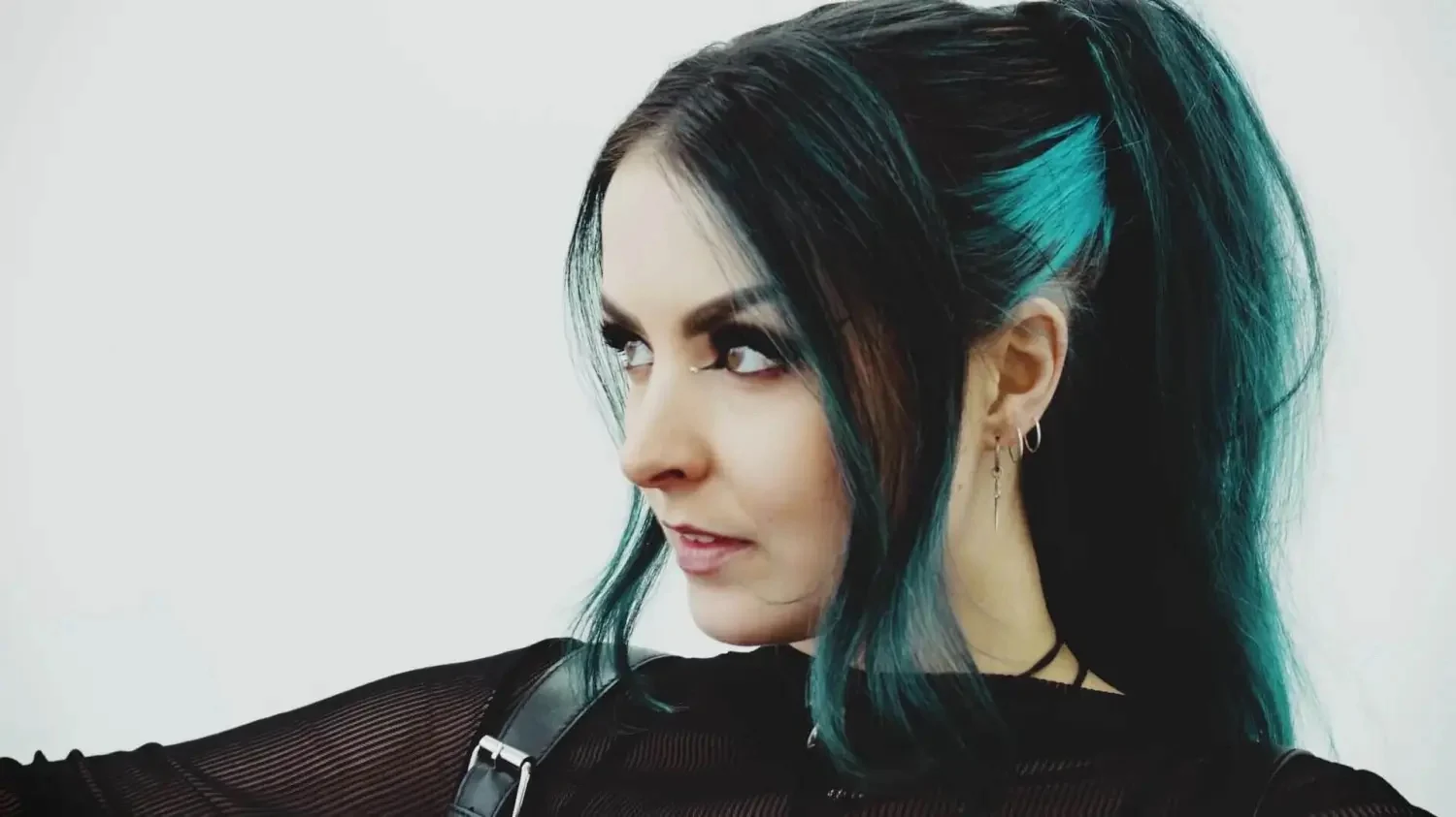 Bethany Hunter (As December Falls)