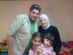 عائلة محمد بشار 