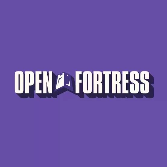 88.7/102.3 Real Fortress FM