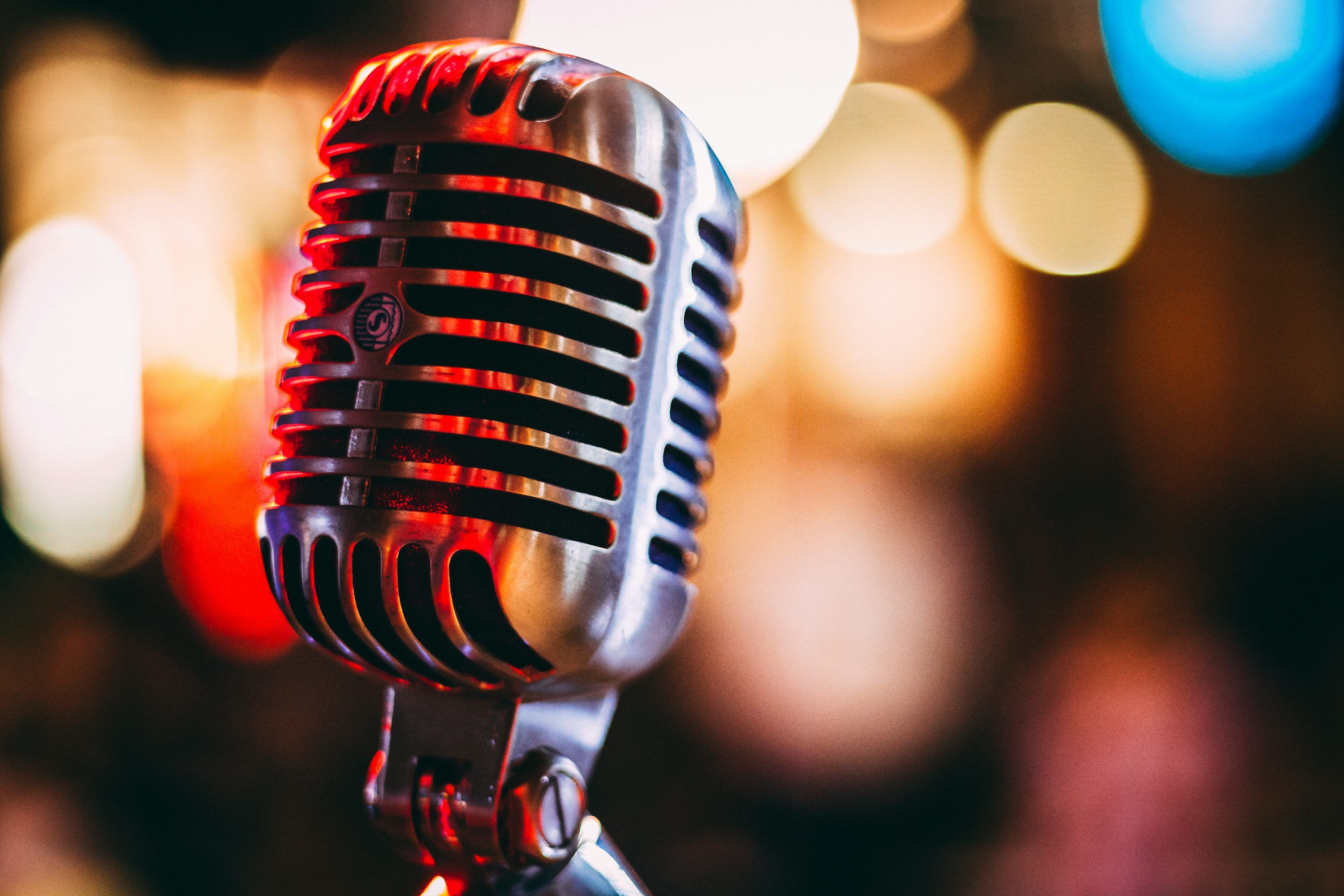 Cantantes, Famos@s, Actores y Artrices