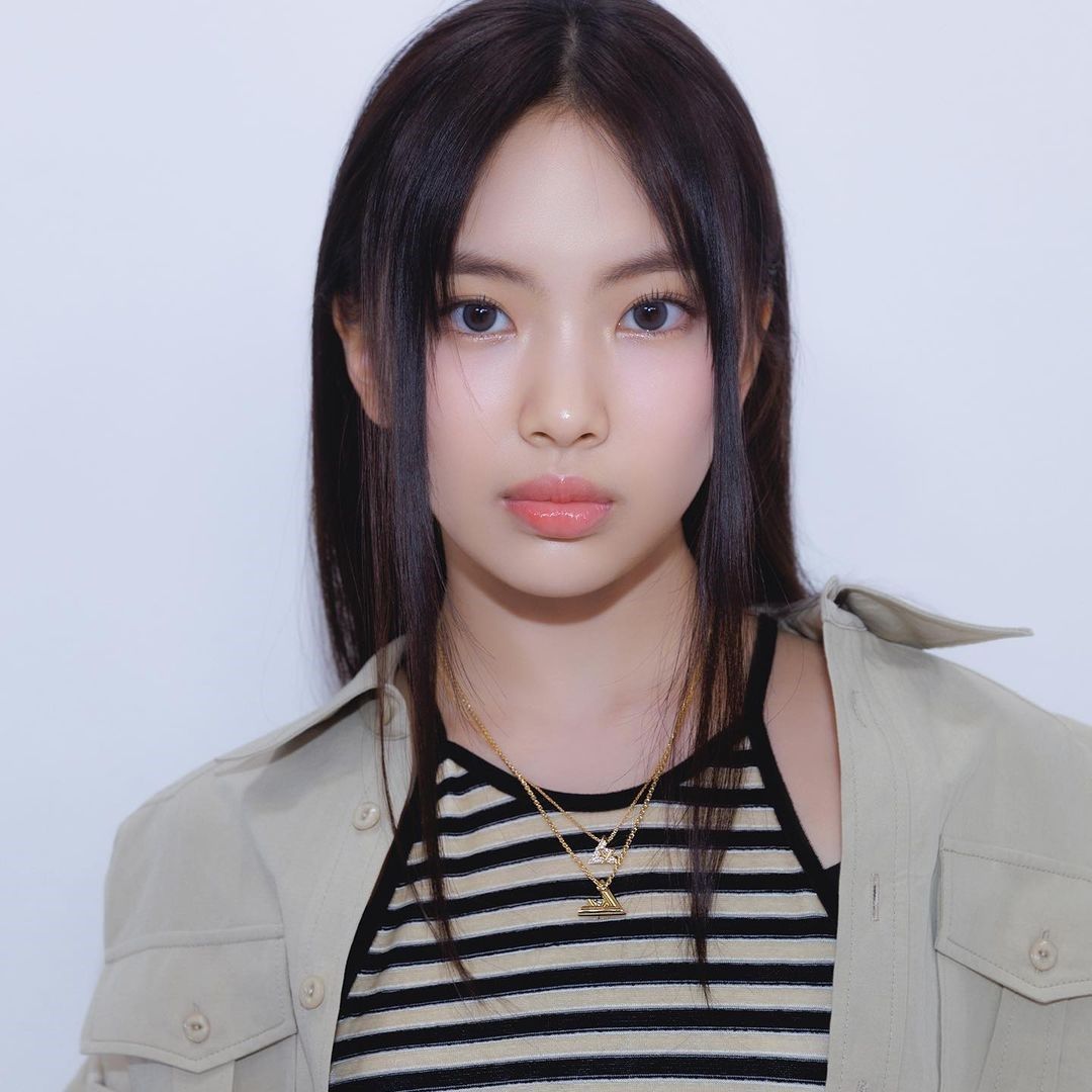 Lee Hyein (from NewJeans)