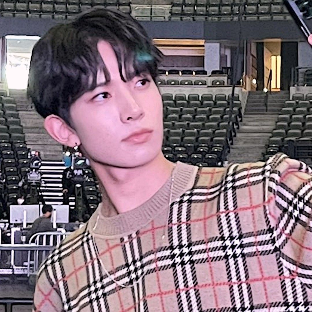 Heeseung (from Enhypen)