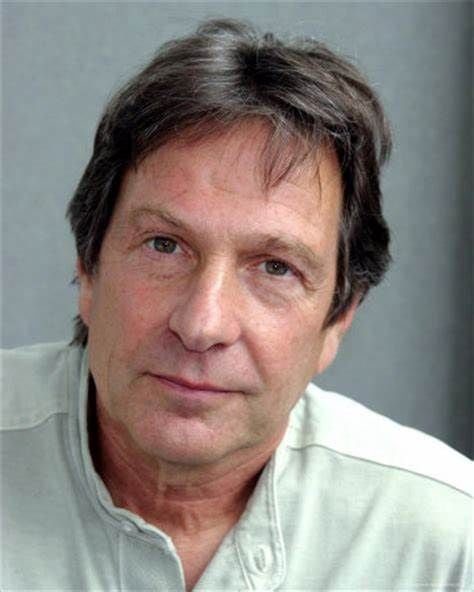 Michael Brandon (Narration)