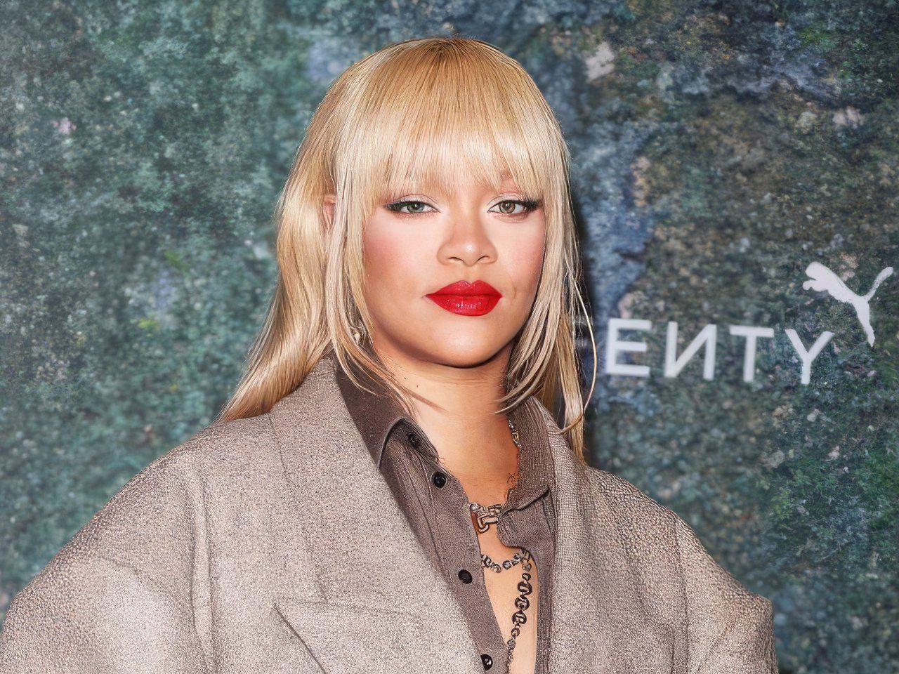 Rihanna (Speaking)