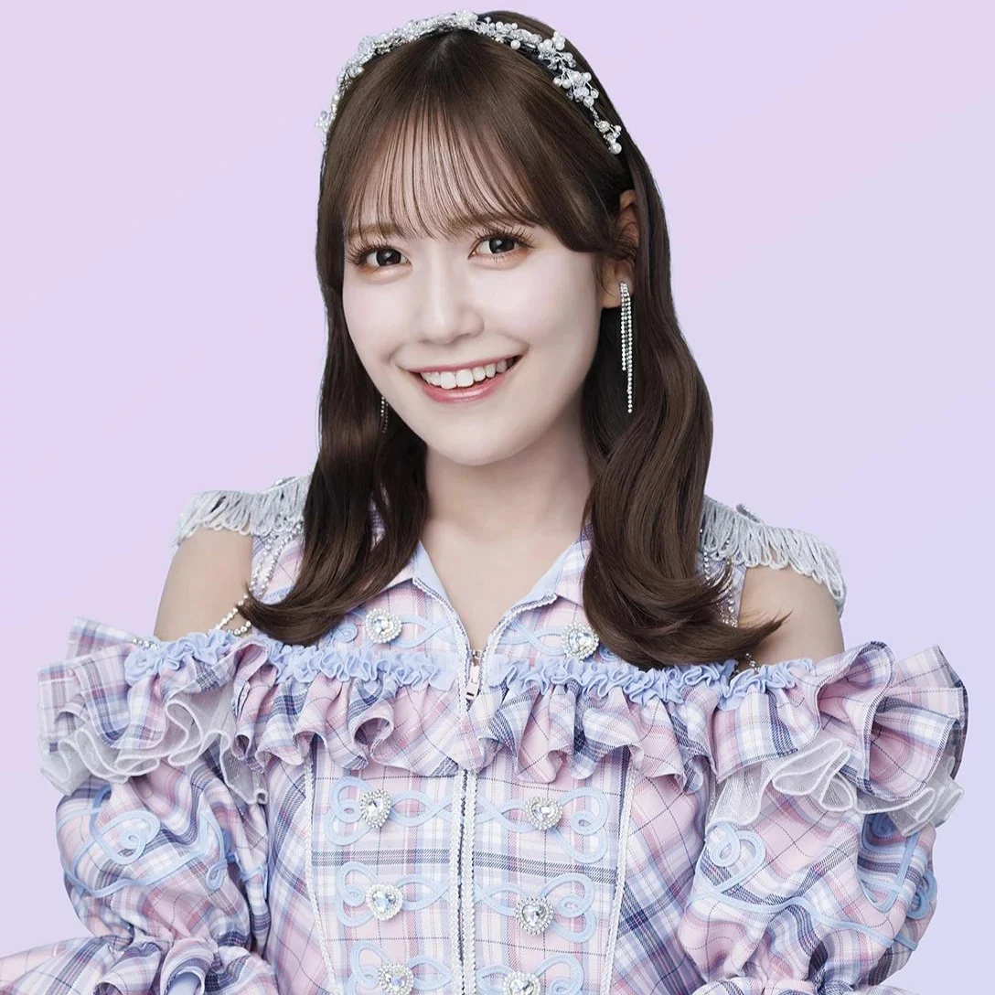 Morohashi Sana (=LOVE)