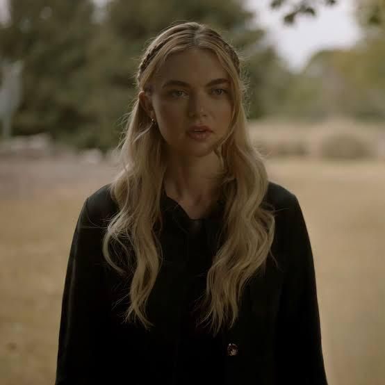 Lizzie Saltzman (Legacies)