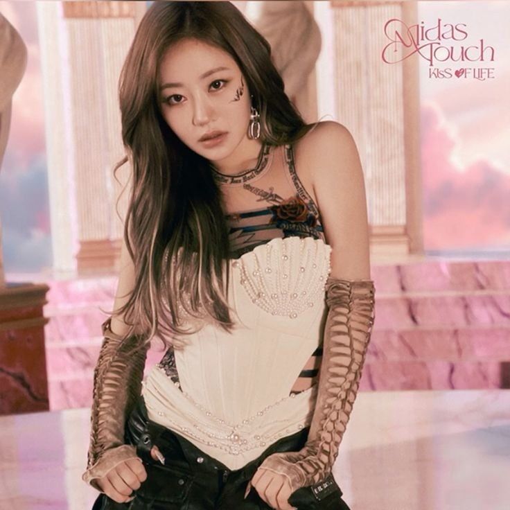 JULIE BY KISS OF LIFE [ ALL ROUND VER. ]