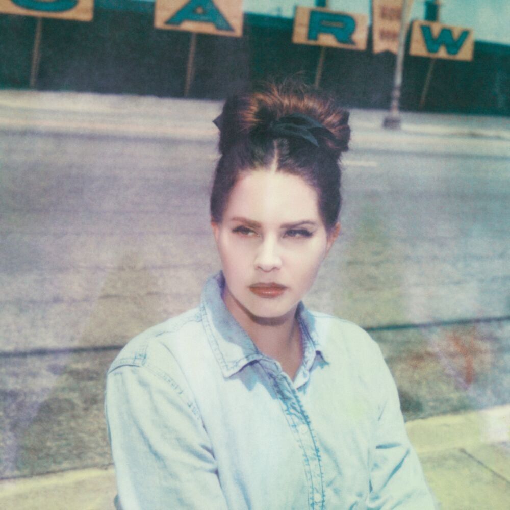 Lana Del Rey (Did You Khow that there's a tunnel under ocean Blvd Era)