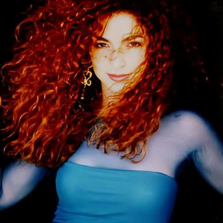 Gloria Estefan (Into The Light Era)