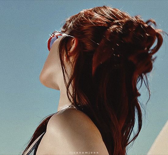 YEH SHUHUA ((G)I-DLE)