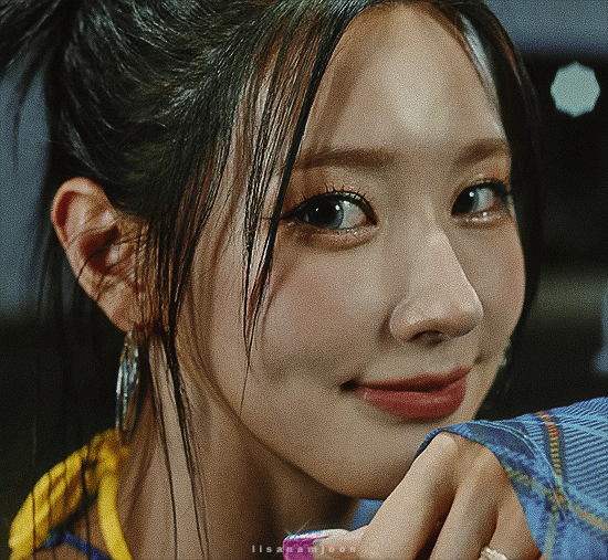 CHO MIYEON ((G)I-DLE)