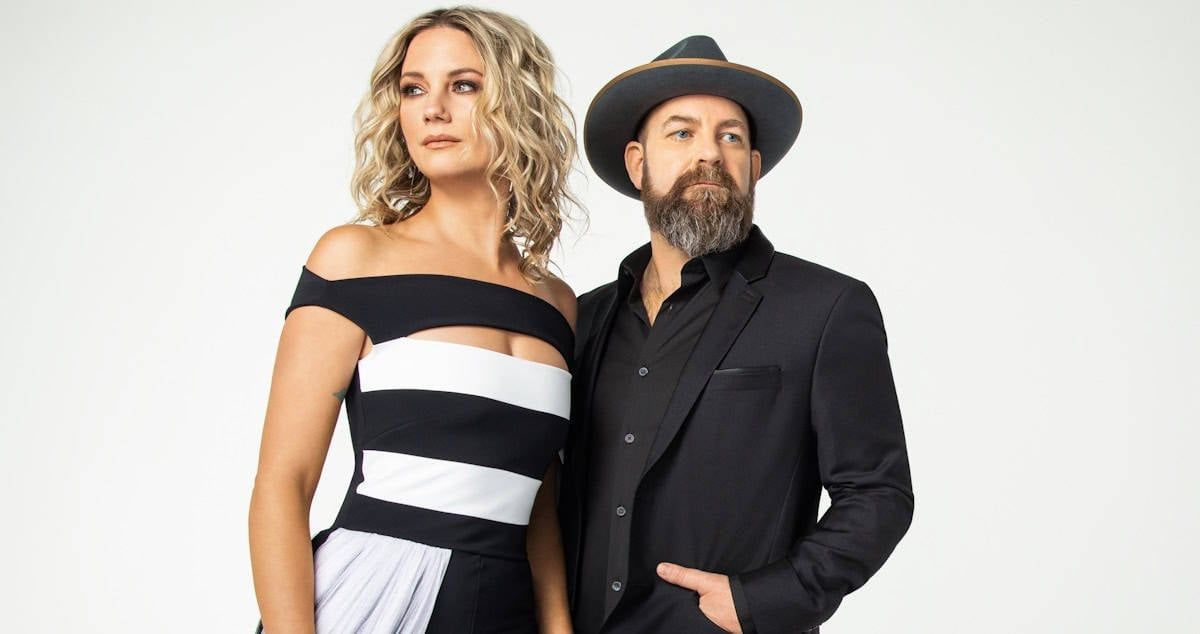 Sugarland (Musical Duo)