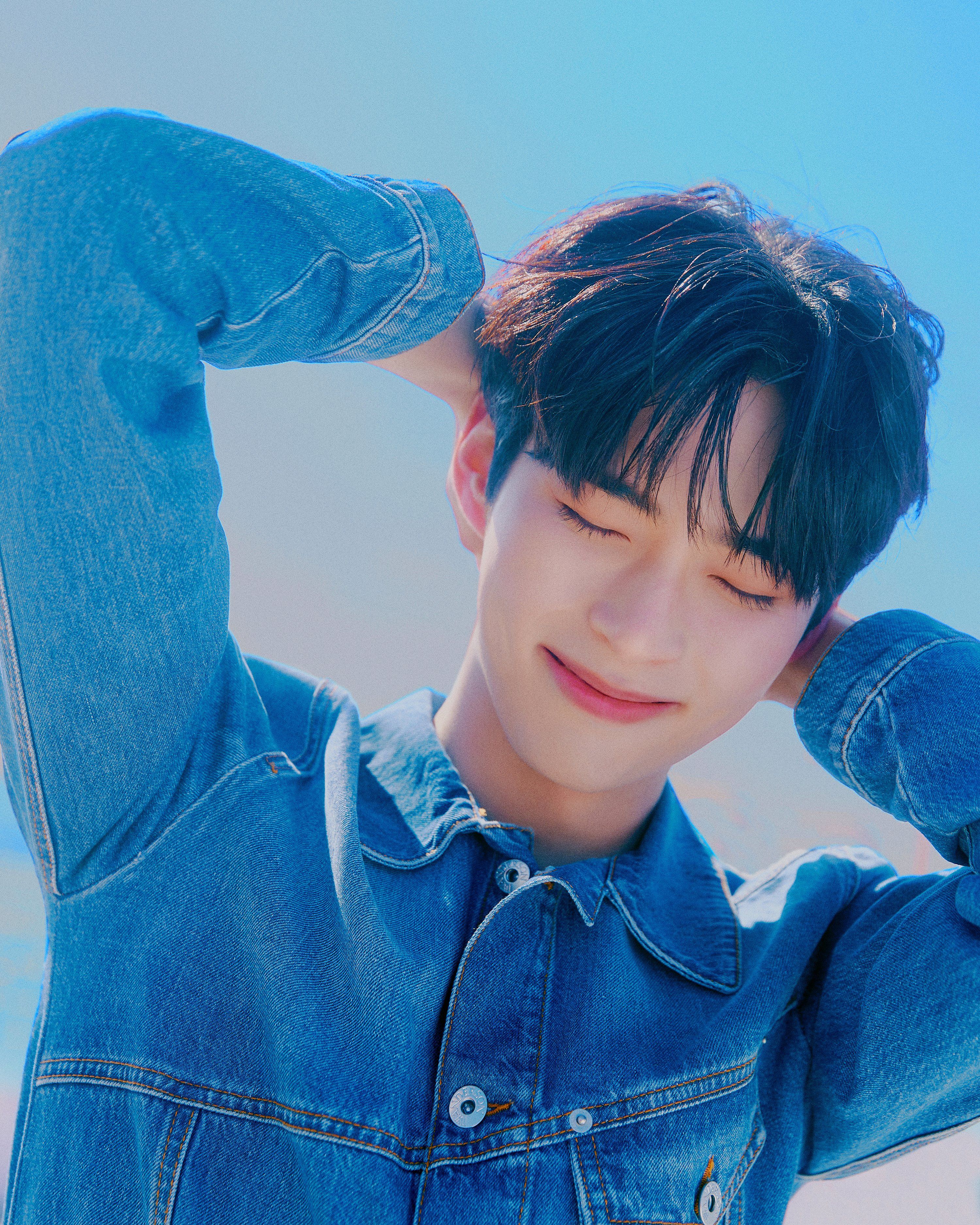 Sung Hanbin (ZEROBASEONE)