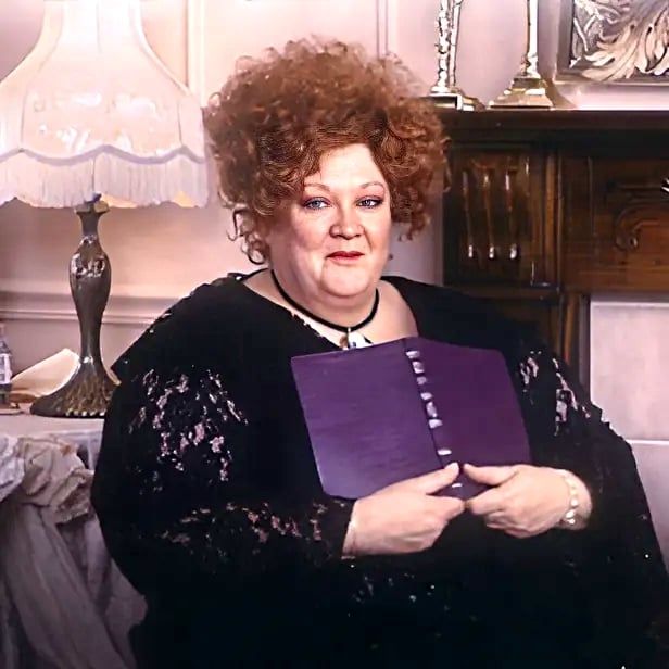LuLu Roman (Hymns, Promises, And Praises Era)