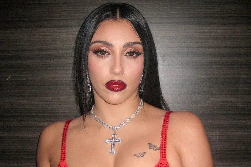 Lourdes Ciccone Leon (Go Era)