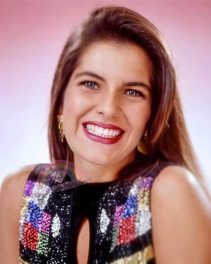 Mónica Santa María 
