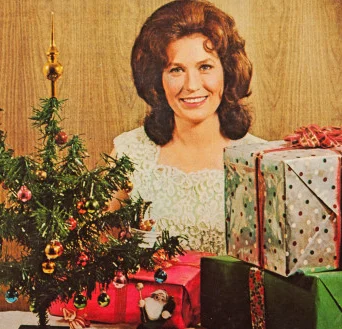 Loretta Lynn (Country Christmas Era)
