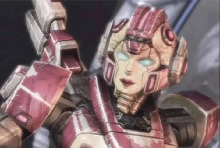 Arcee WFC Rus Dub