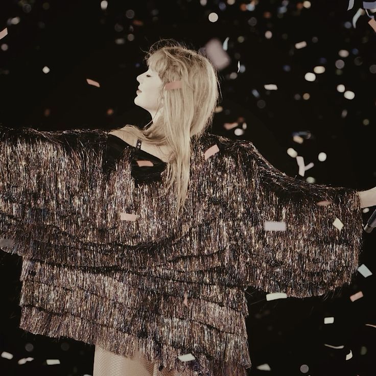 Taylor Swift (Live - Eras Tour)