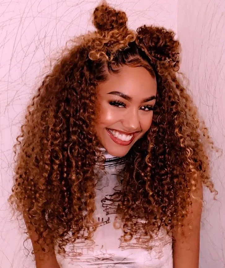 Amelia-Monét