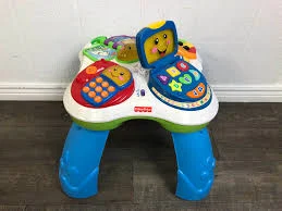 Laugh And Learn Fun with Friends Musical Table