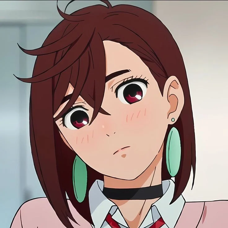 Momo ayase español (crunchyroll)