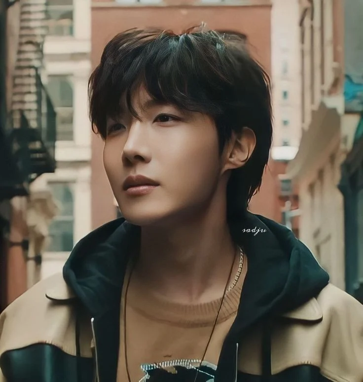 J-HOPE (BTS) VERSION 2