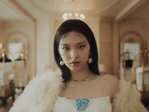 Chiquita (BABYMONSTER) [ALL-ROUND]