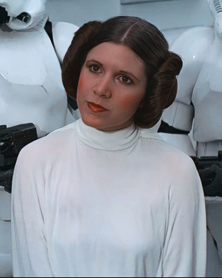 Leia Organa (Carrie Fisher)